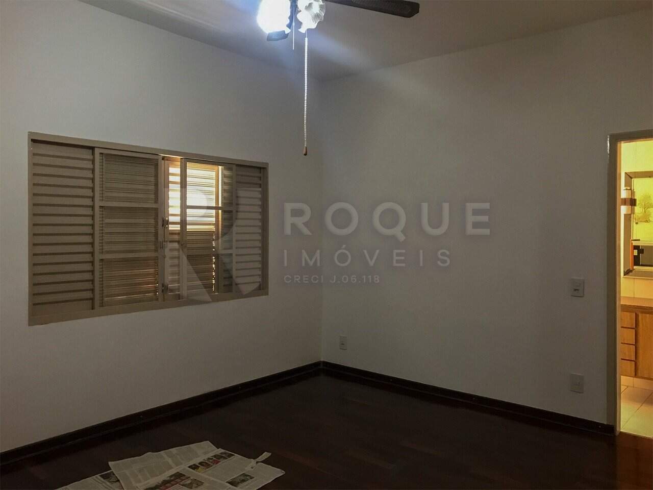 Casa Residencial à venda no bairro Centro: Dormitório 3 Suíte