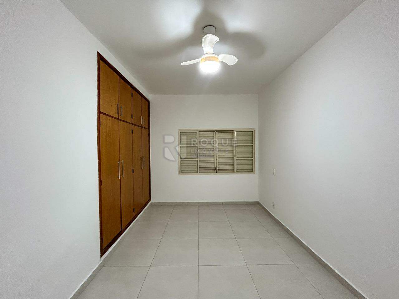 Casa Residencial à venda no bairro Centro: Dormitório 2