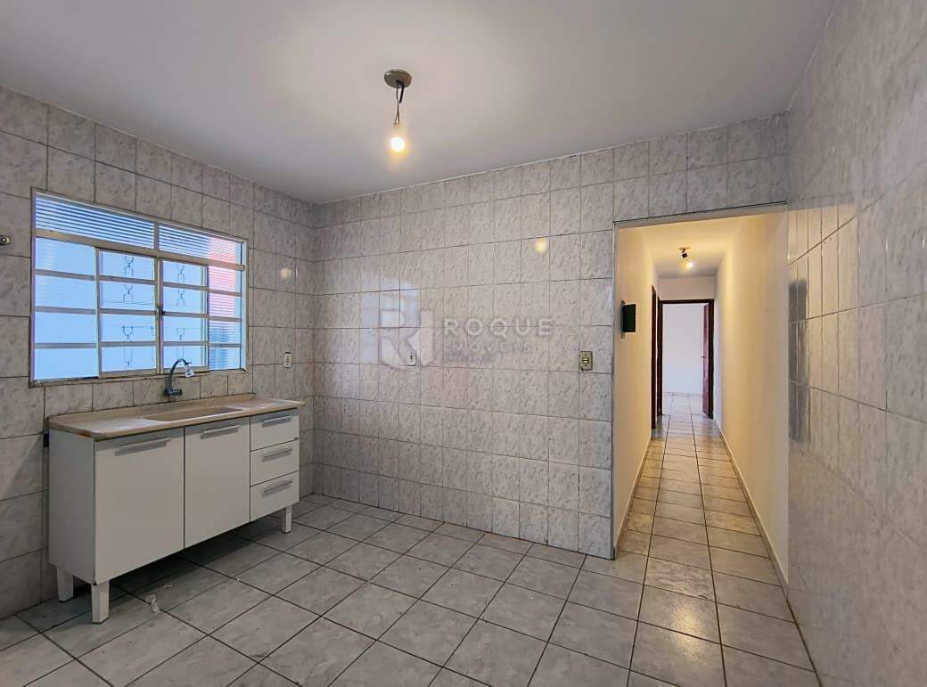 Casa Residencial para aluguel no bairro Jardim das Laranjeiras: Cozinha 