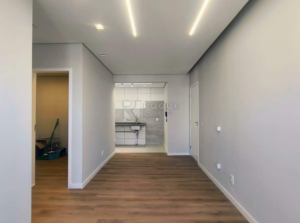 Apartamento para aluguel no bairro Vale das Esmeraldas: Sala