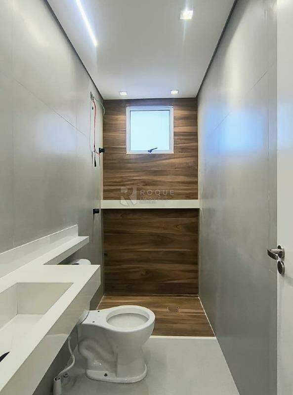 Apartamento para aluguel no bairro Vale das Esmeraldas: Wc Social