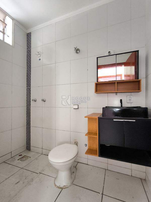 Casa Residencial à venda no bairro Jardim Lagoa Nova: BANHEIRO SOCIAL
