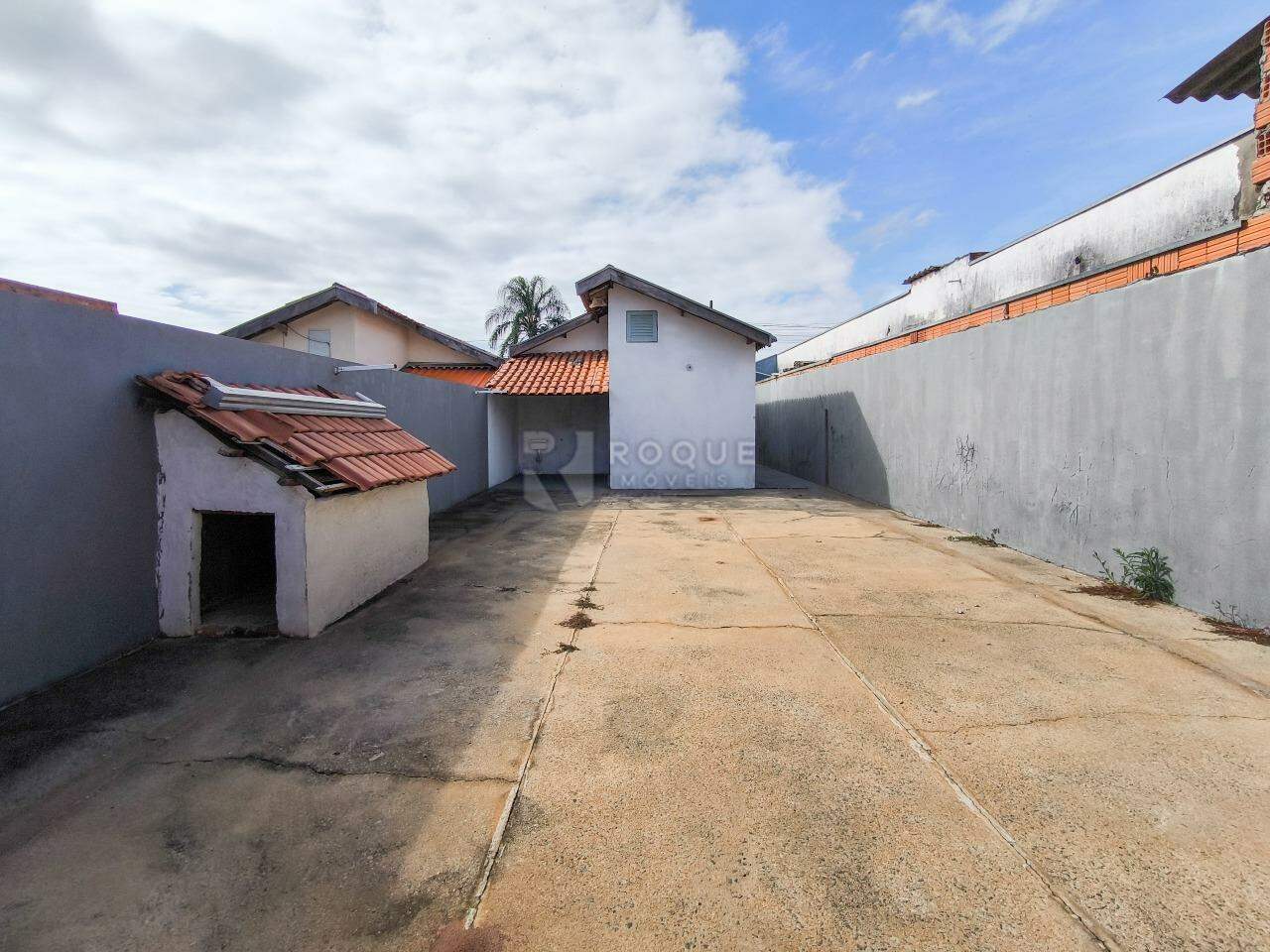 Casa Residencial à venda no bairro Jardim Lagoa Nova: QUINTAL
