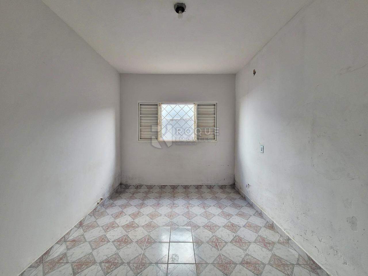 Casa Residencial à venda no bairro Jardim Residencial Roseira: Dormitório 1