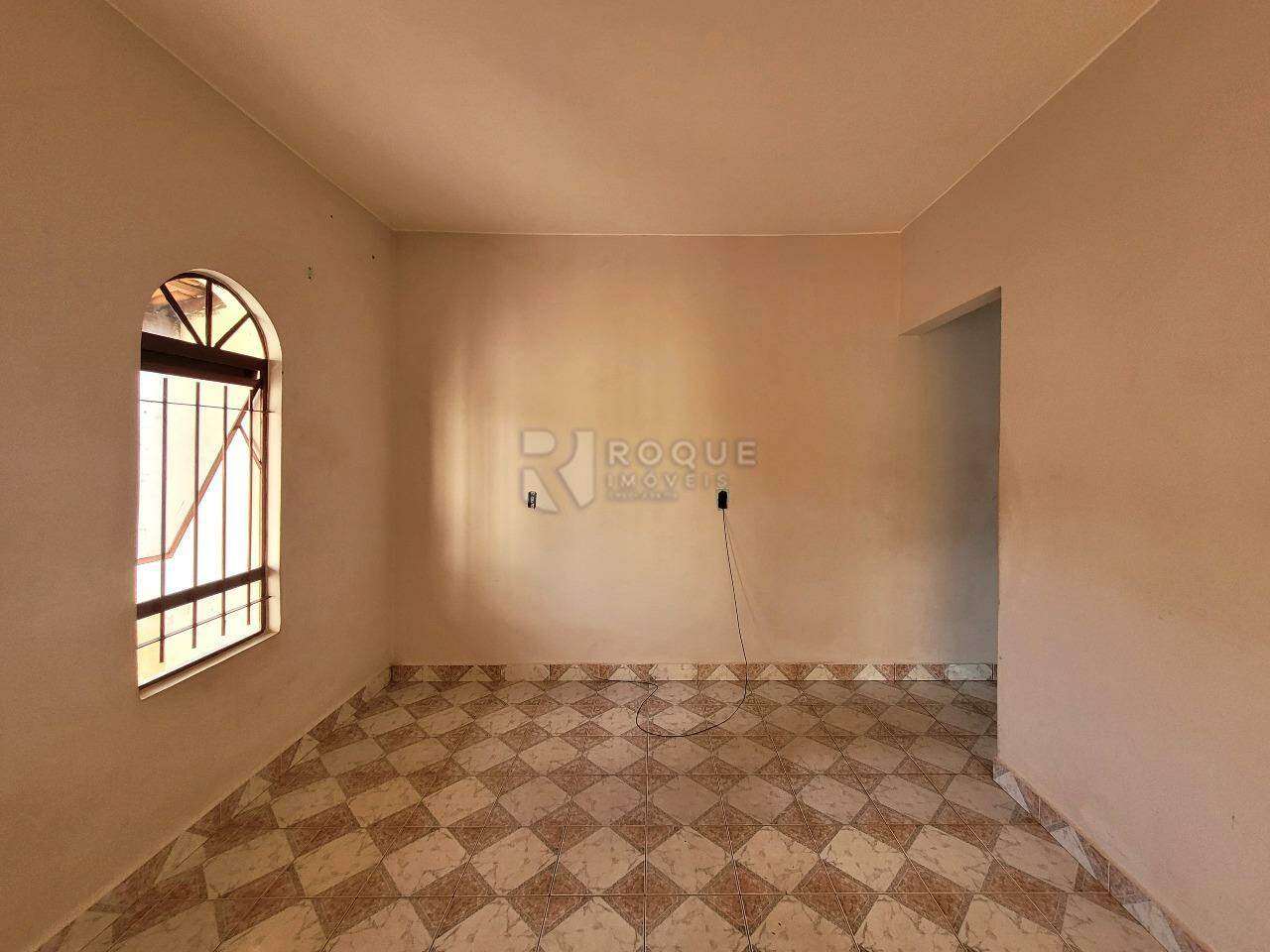 Casa Residencial à venda no bairro Jardim Residencial Roseira: Sala