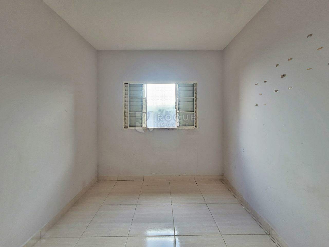 Casa Residencial à venda no bairro Jardim Residencial Roseira: Dormitório 2