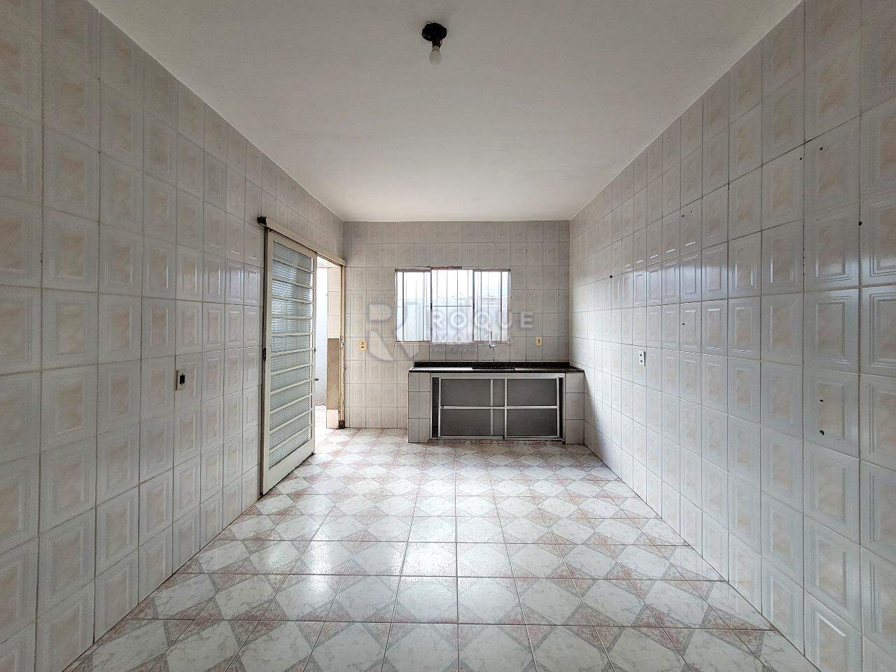 Casa Residencial à venda no bairro Jardim Residencial Roseira: Cozinha