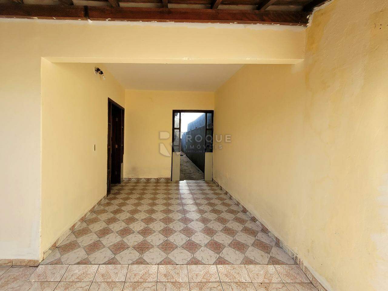 Casa Residencial à venda no bairro Jardim Residencial Roseira: Garagem