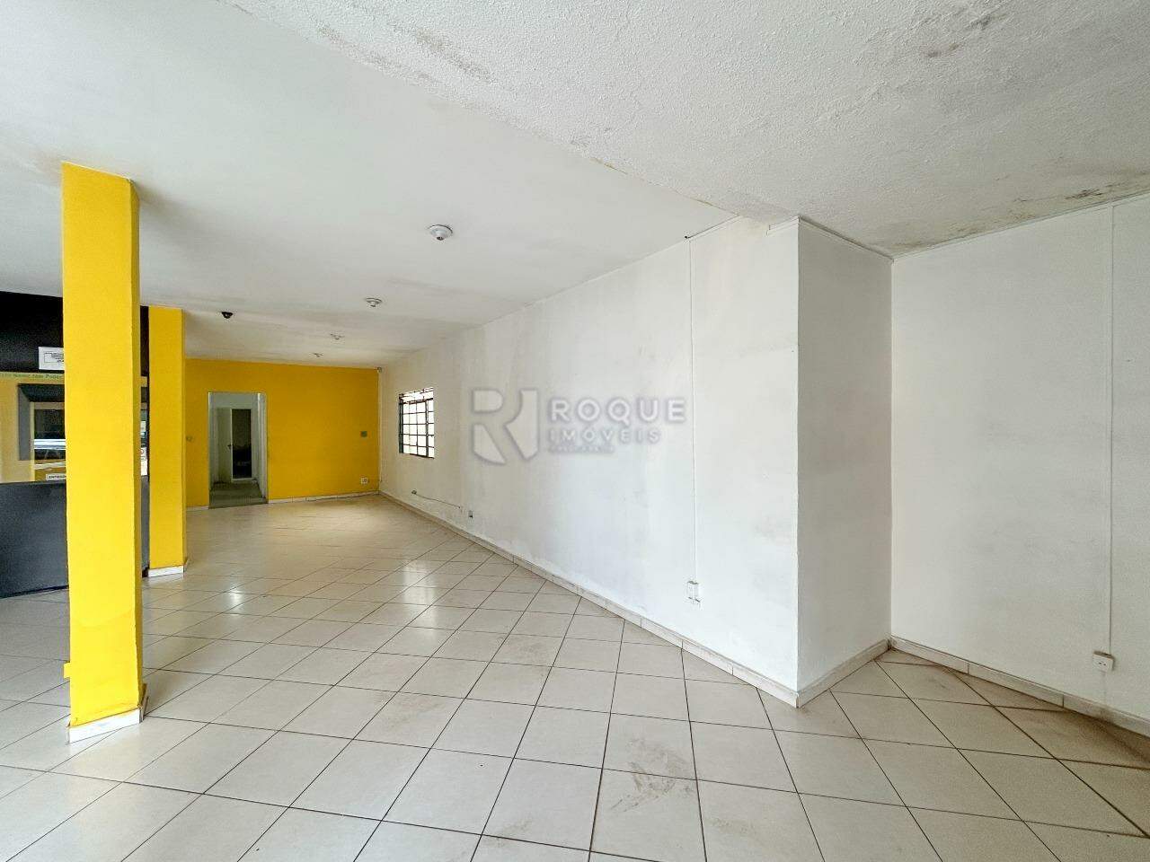 Salão para aluguel no bairro Vila São João: Salão