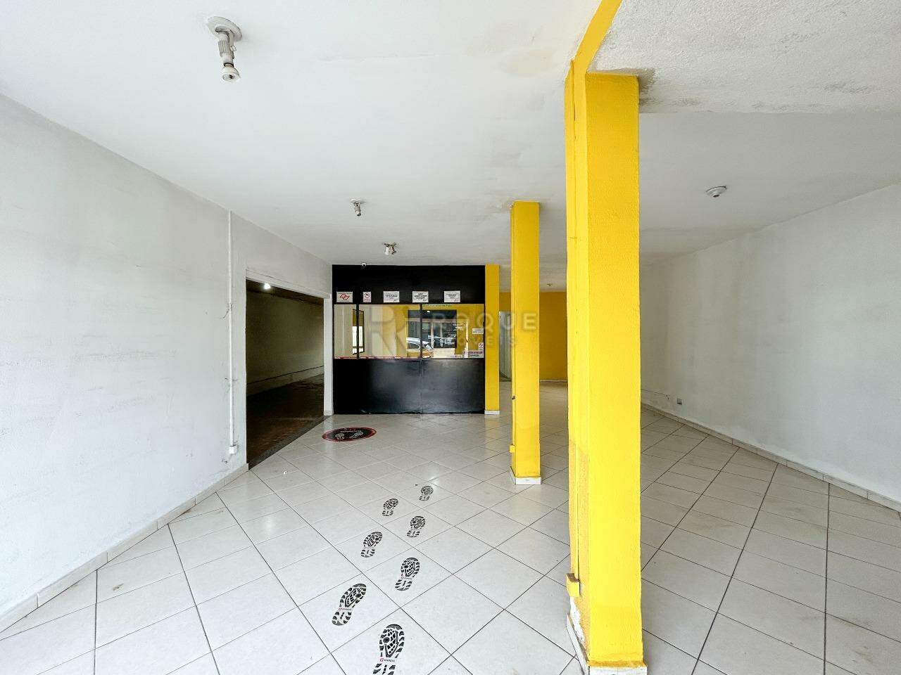 Salão para aluguel no bairro Vila São João: Salão