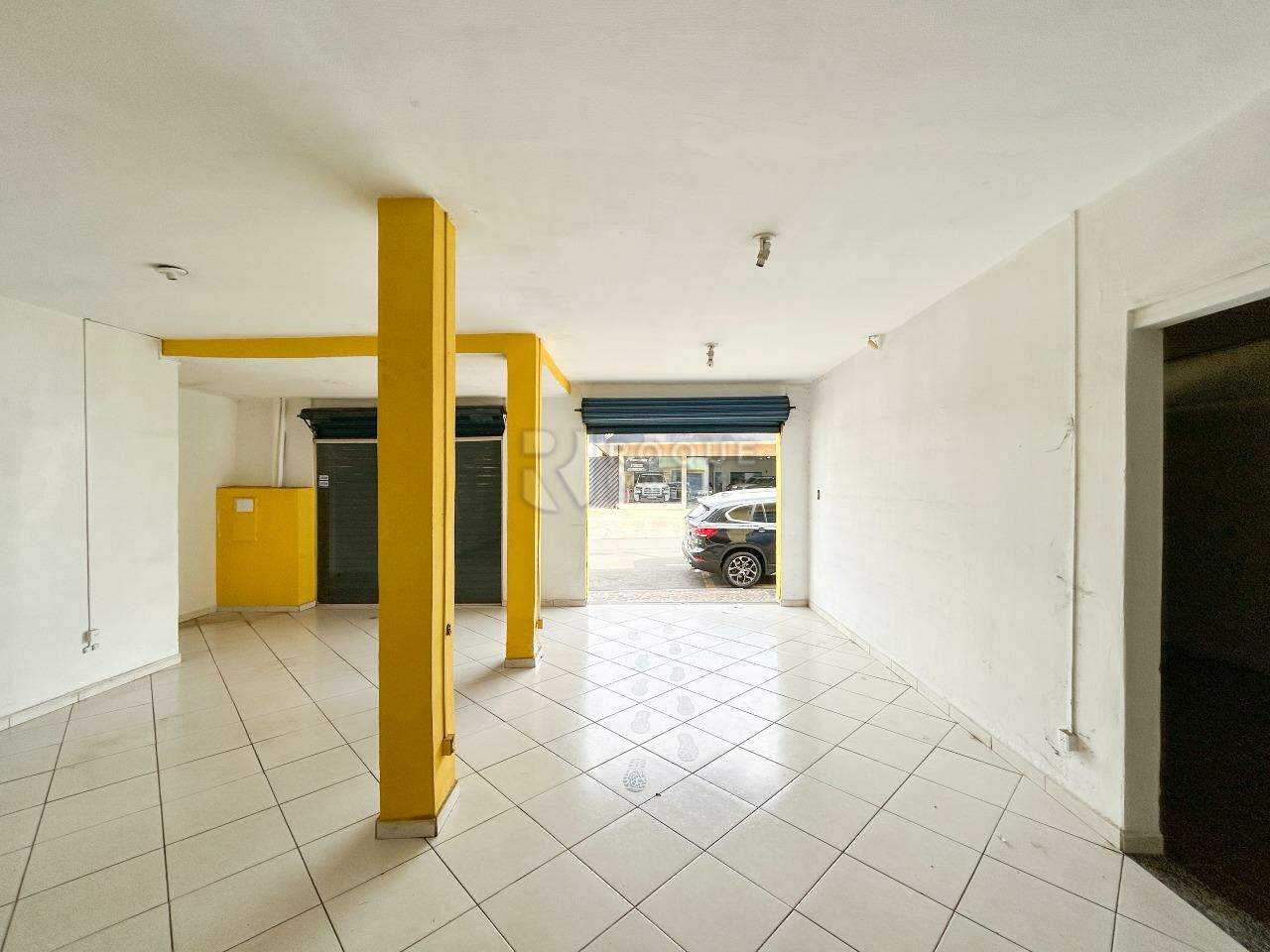 Salão para aluguel no bairro Vila São João: Salão