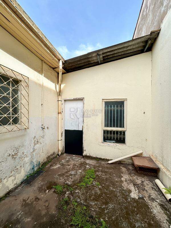 Salão para aluguel no bairro Vila São João: Jardim de inverno