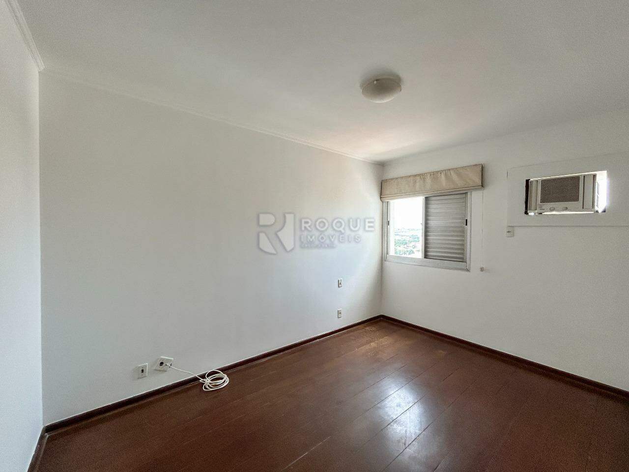 Apartamento para aluguel no bairro Jardim Piratininga: Dormitório 3 suíte