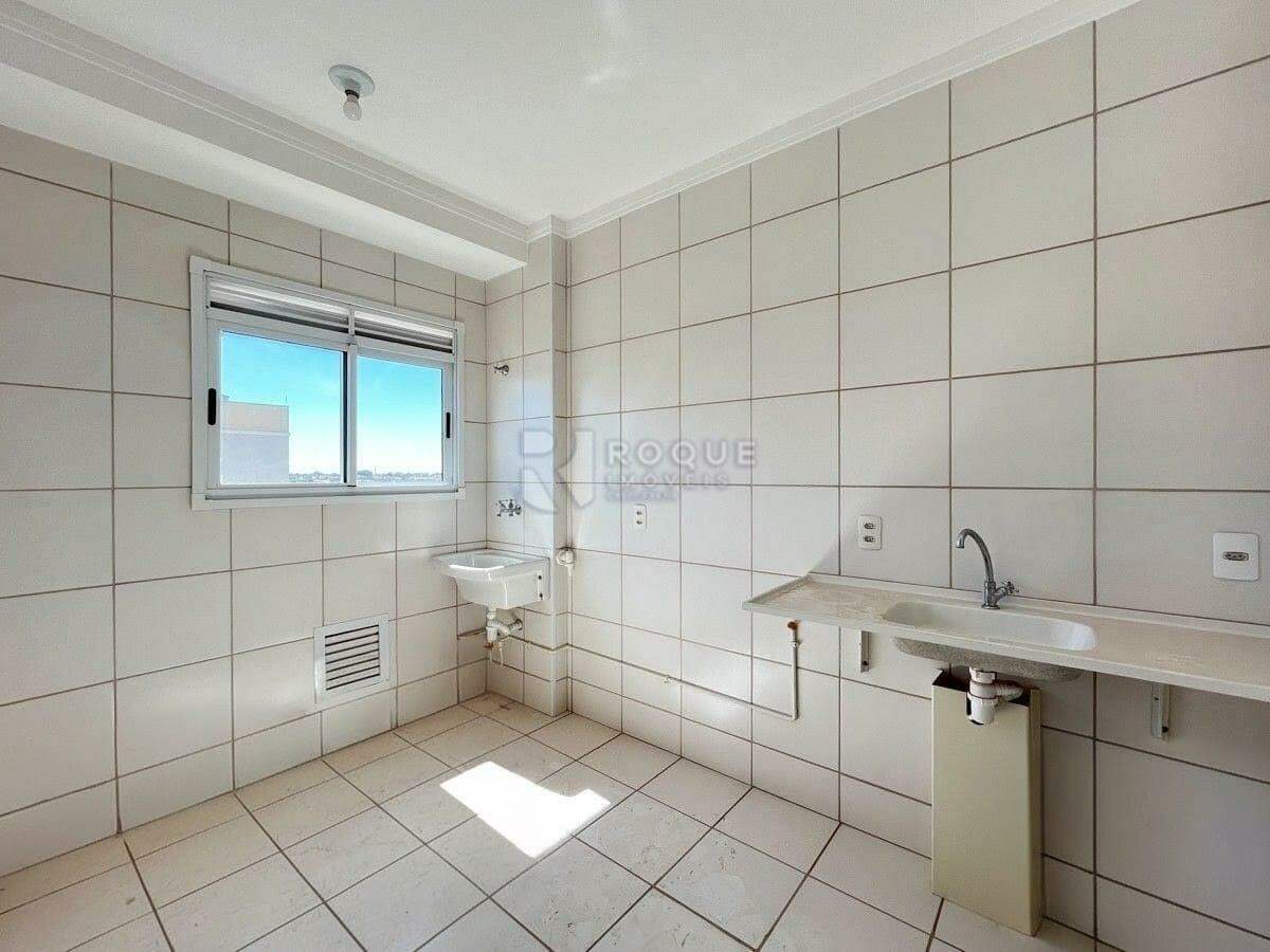 Apartamento para aluguel no bairro Residencial Rubi: Cozinha