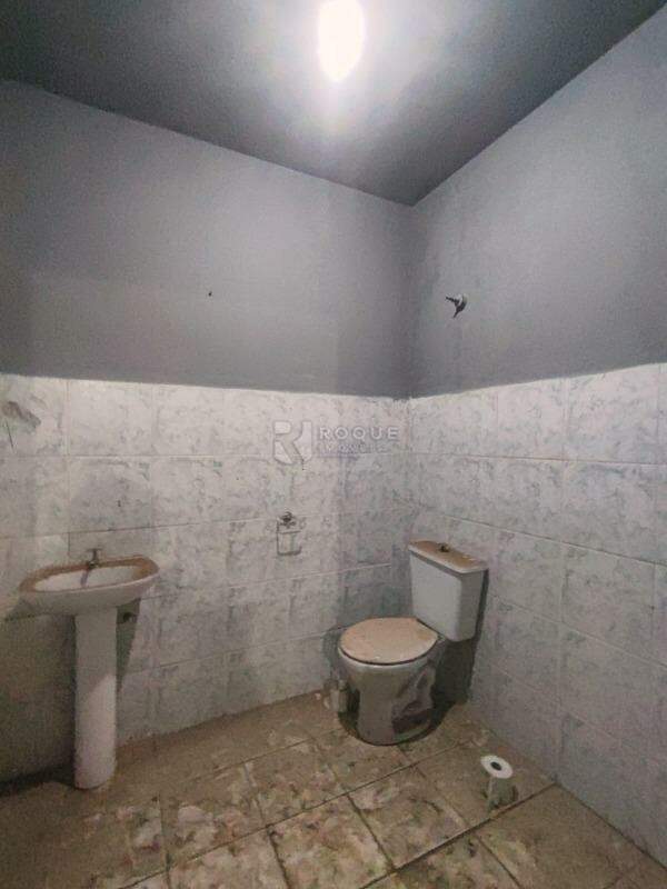 Barracão/Galpão para aluguel no bairro Jardim São Lourenço: WC 1