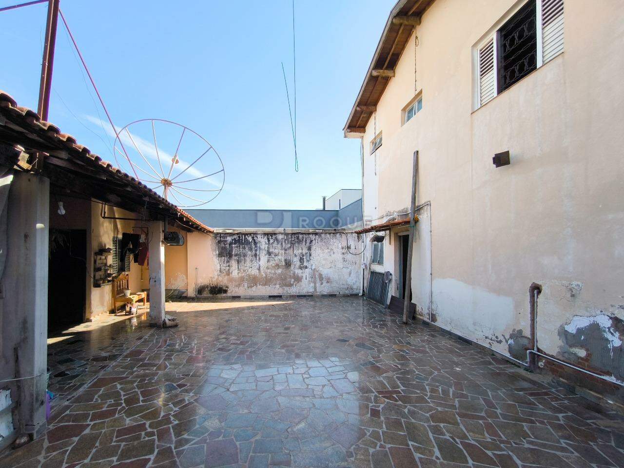 Casa Residencial à venda no bairro Jardim Elite: QUINTAL
