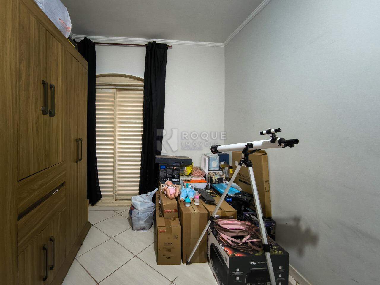 Casa Residencial à venda no bairro Jardim Elite: DORMITÓRIO 2