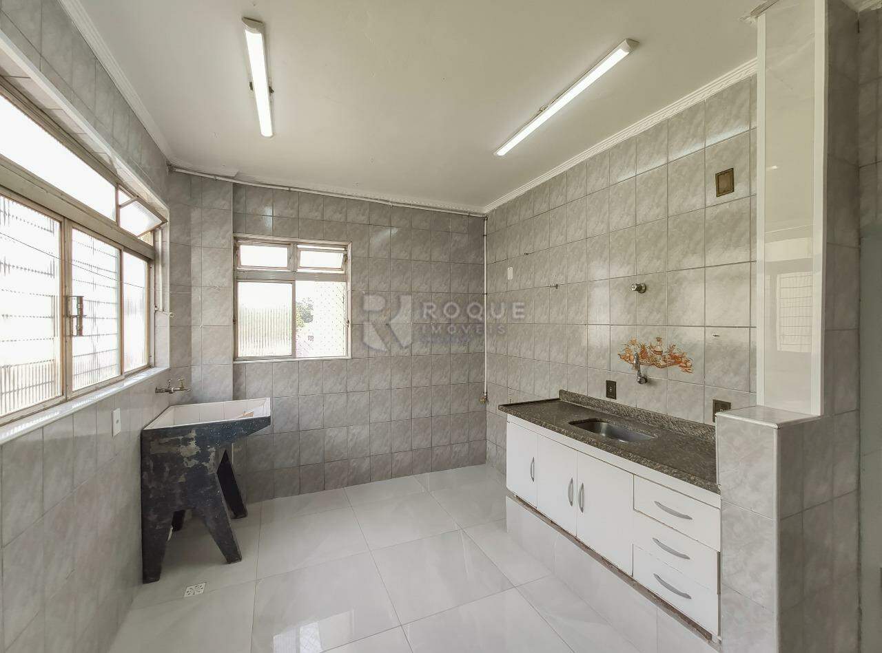 Apartamento à venda no bairro Cidade Jardim: Cozinha / área de serviço 