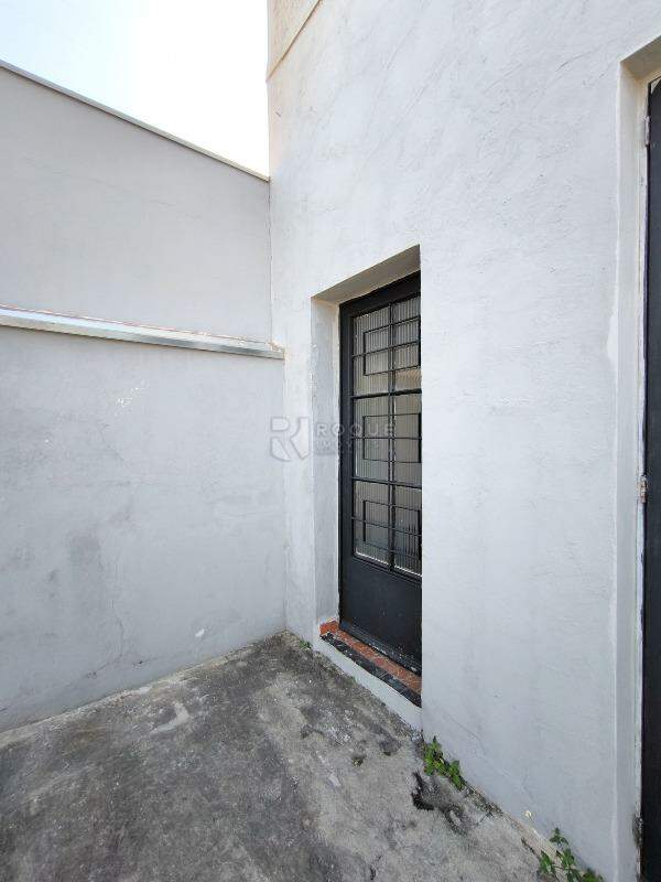 Barracão/Galpão à venda no bairro Vila Claudia: ENTRADA APARTAMENTO