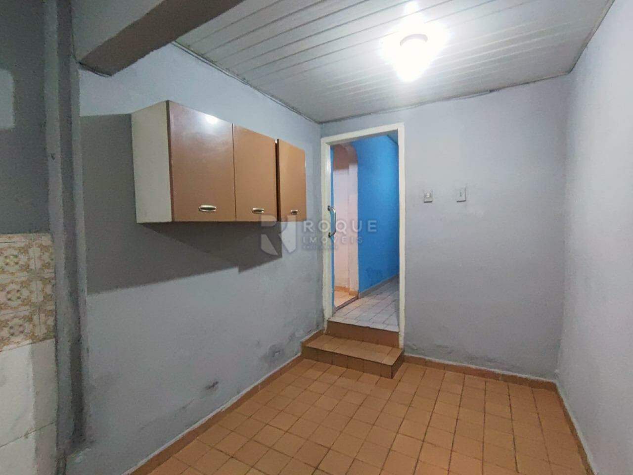 Casa Residencial para aluguel no bairro Vila Santa Lucia: Cozinha