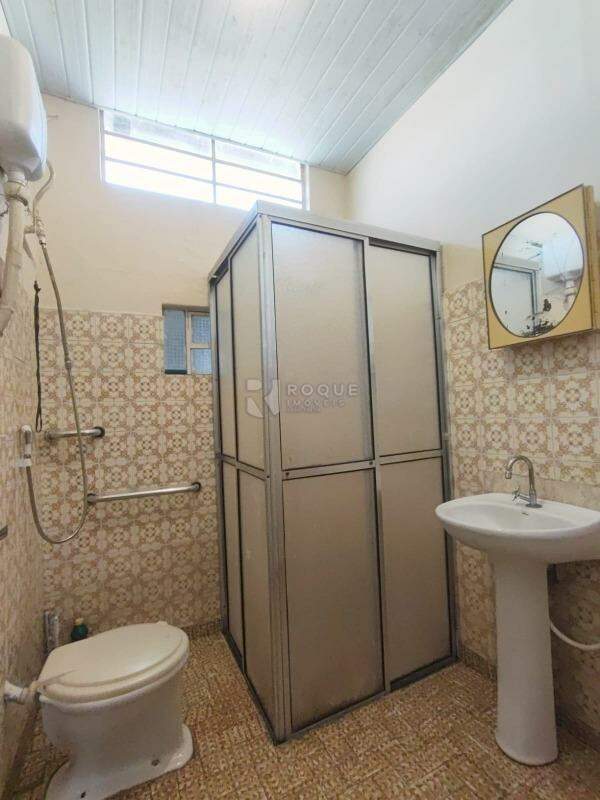 Casa Residencial para aluguel no bairro Vila Santa Lucia: WC 