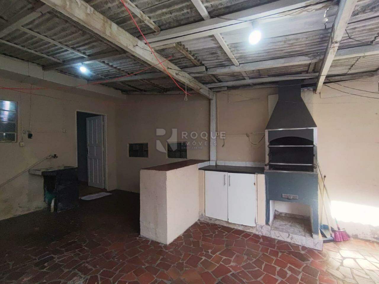 Casa Residencial para aluguel no bairro Vila Santa Lucia: Churrasqueira