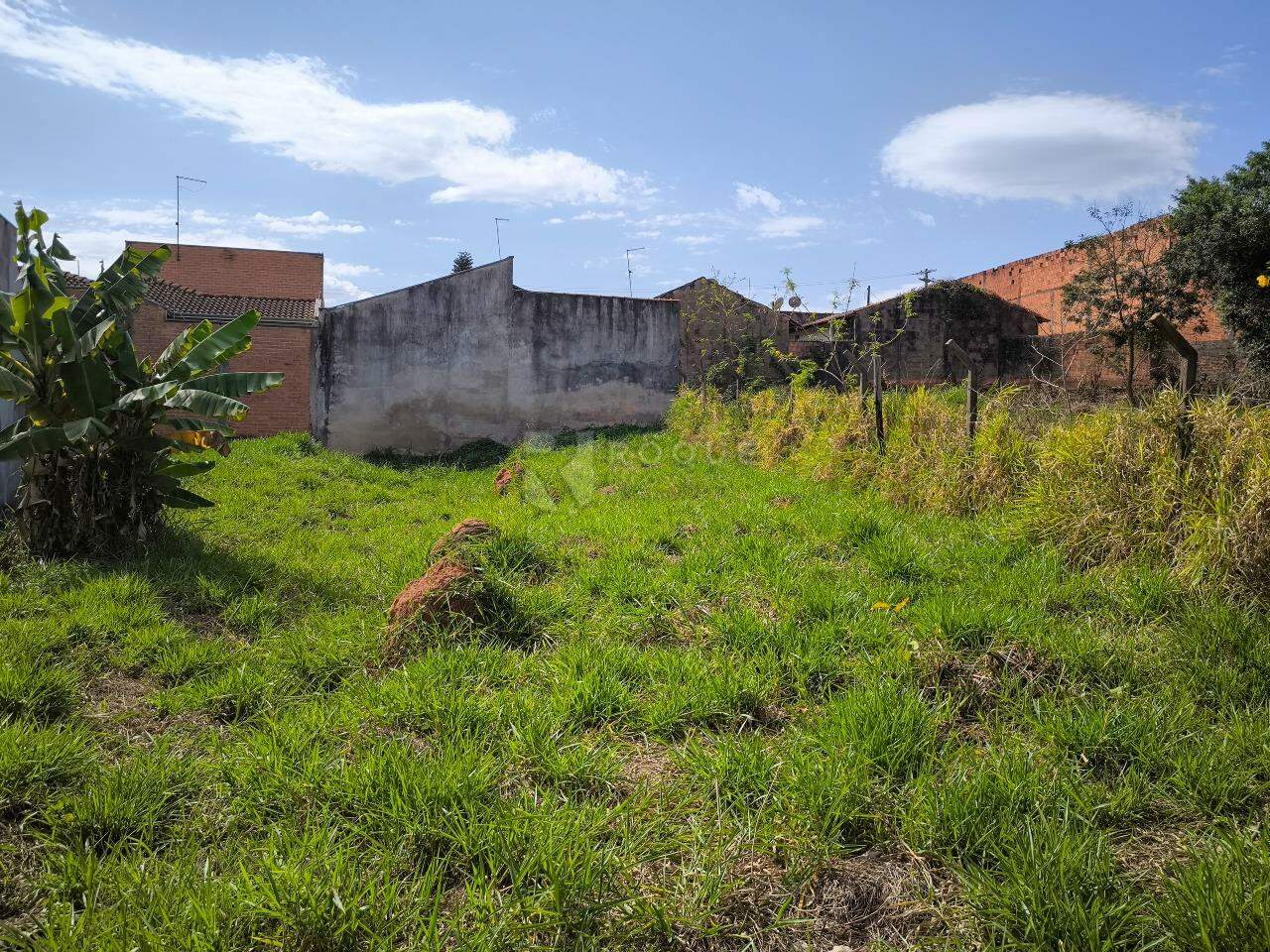 Terreno à venda no bairro Vila Limeiranea: 