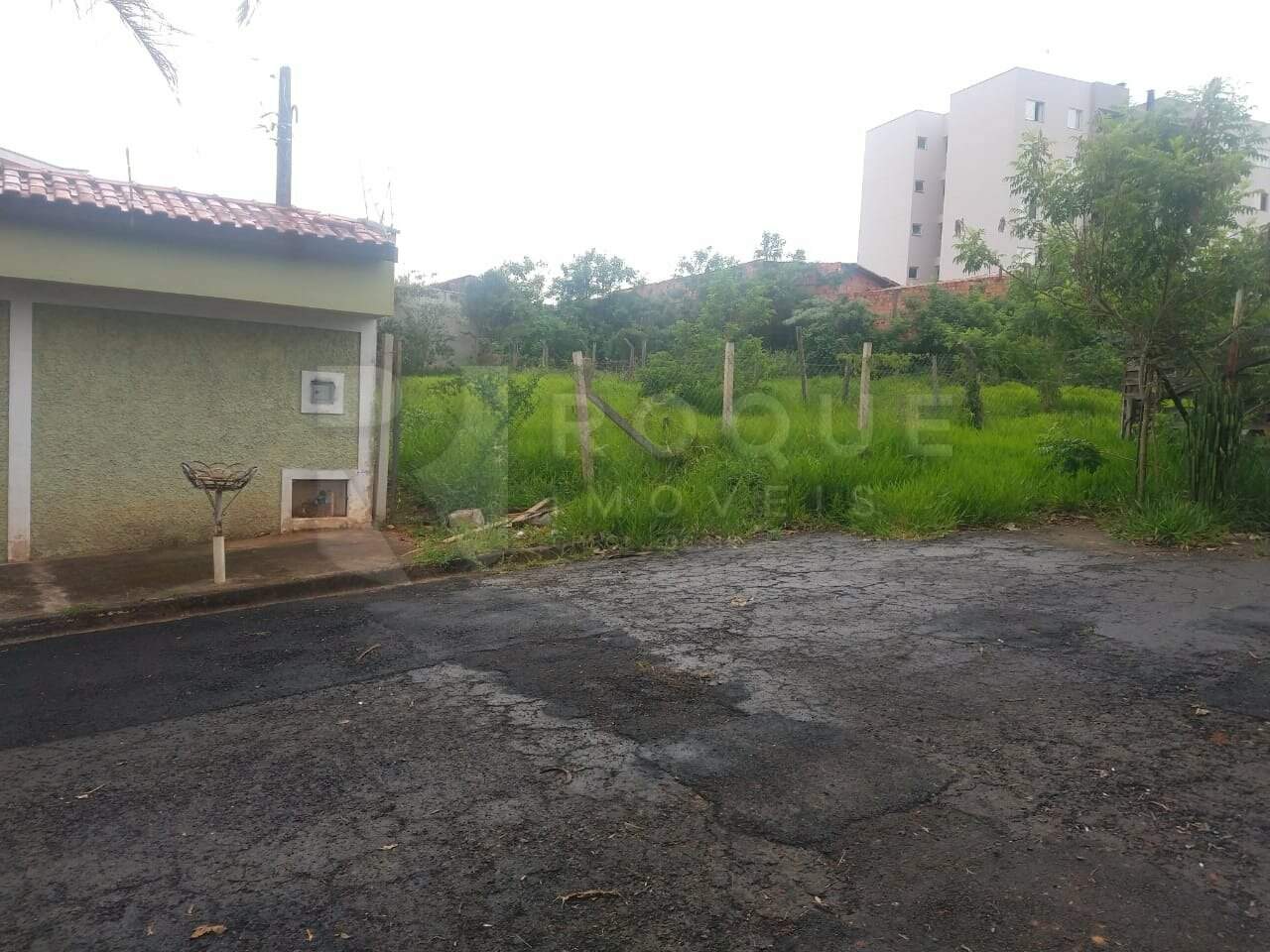 Terreno à venda no bairro Vila Limeiranea: