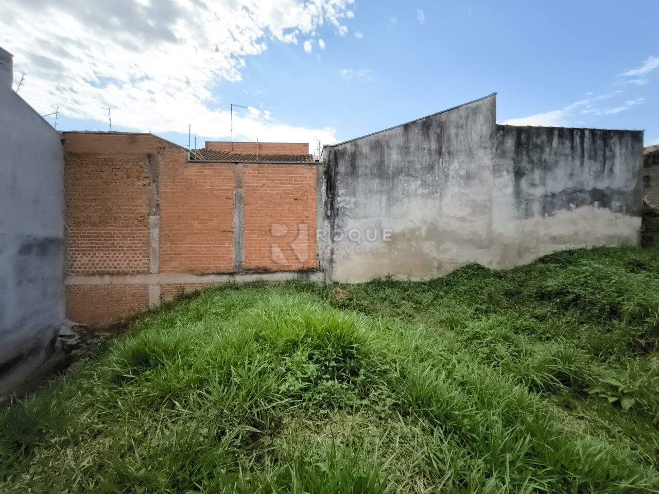 Terreno à venda no bairro Vila Limeiranea: 