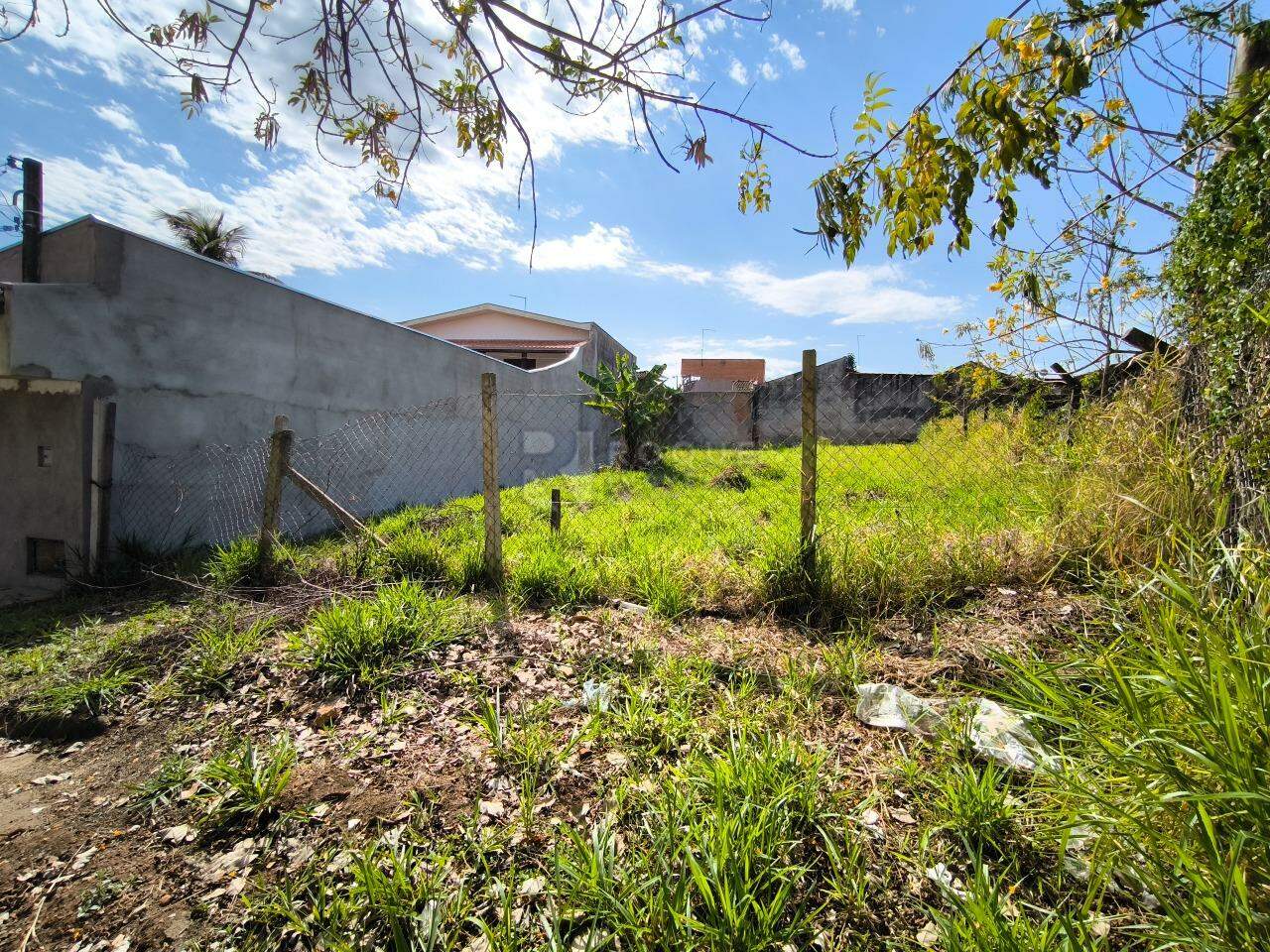 Terreno à venda no bairro Vila Limeiranea: 