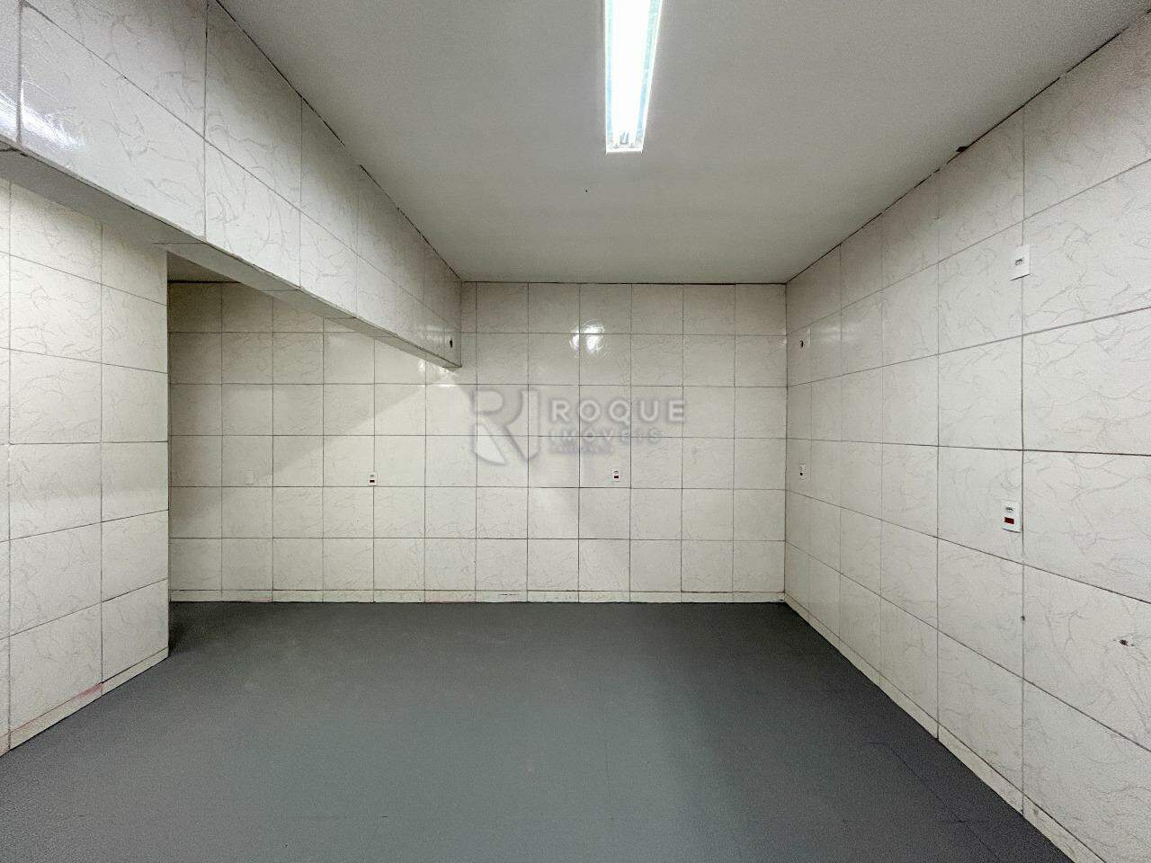 Salão para aluguel no bairro Parque Residencial Belinha Ometto: Sala 2