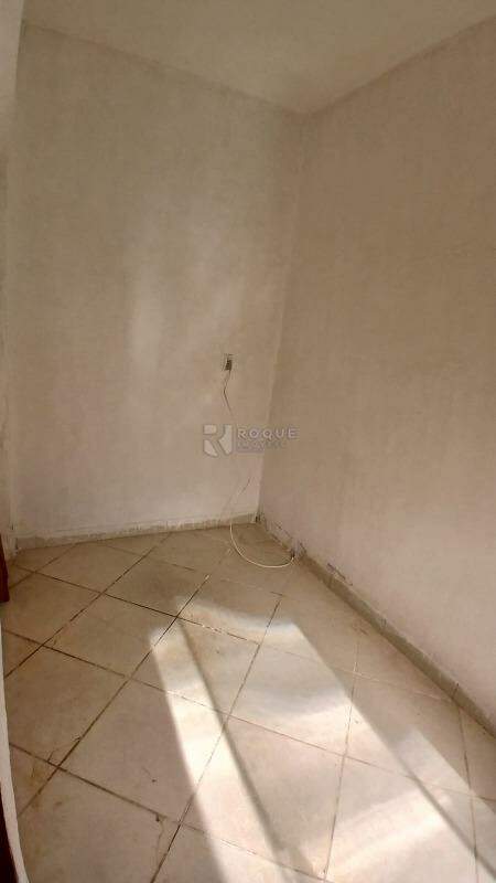 Casa Residencial à venda no bairro Jardim Santa Adélia: SUÍTE