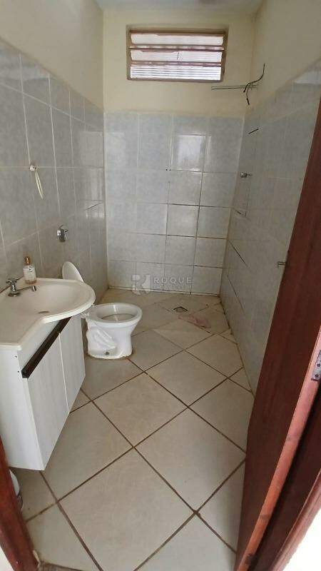 Casa Residencial à venda no bairro Jardim Santa Adélia: BANHEIRO SUÍTE