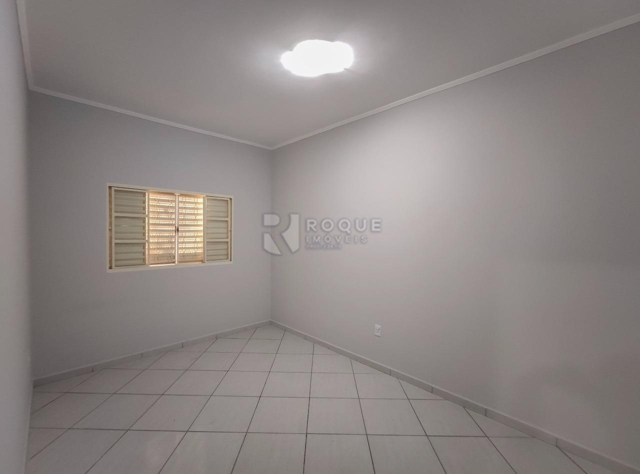 Casa Residencial à venda no bairro Jardim Ipanema: Dormitório 2
