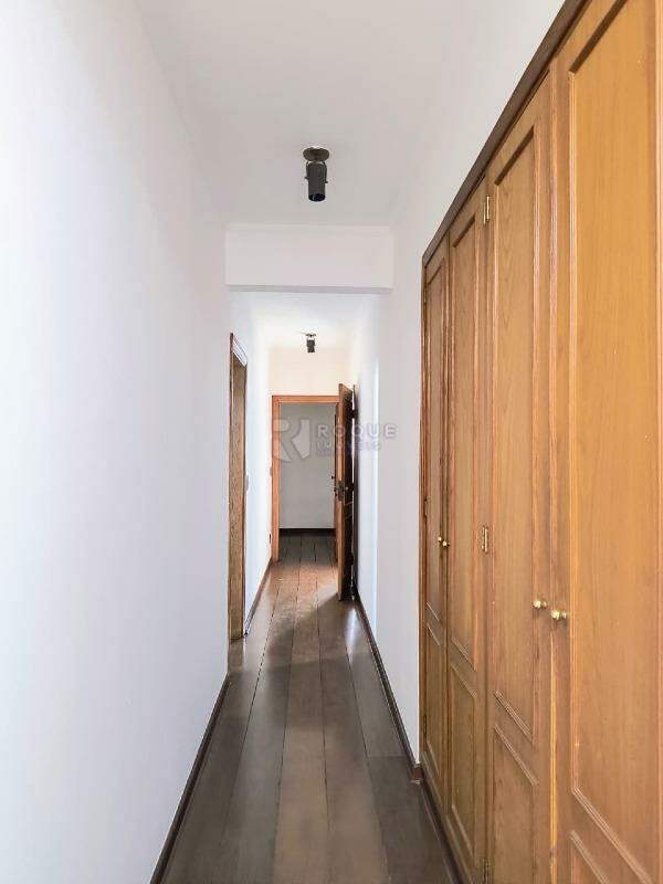 Apartamento para aluguel no bairro Centro: Hall