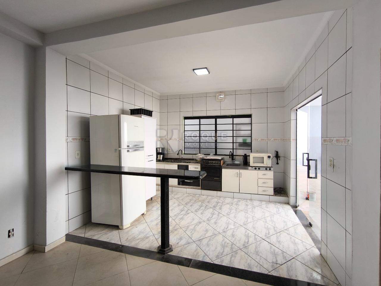 Casa Residencial à venda no bairro Vila Cristovam: COZINHA