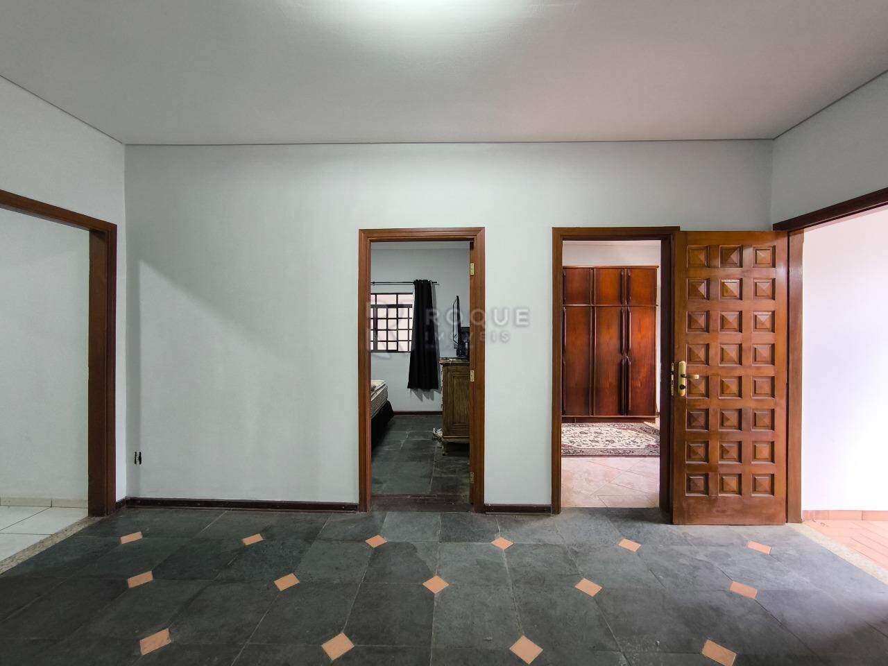 Casa Residencial à venda no bairro Vila Cristovam: SALA DE ESTAR