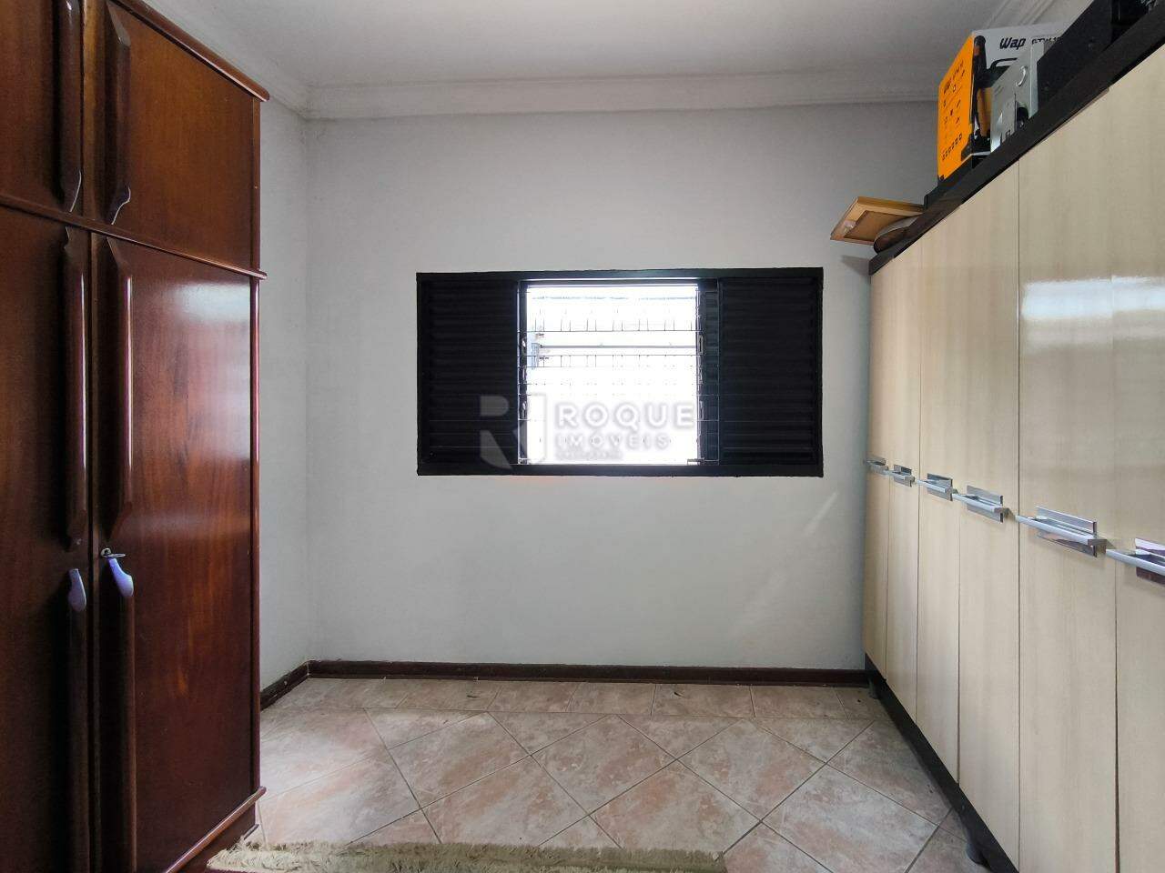 Casa Residencial à venda no bairro Vila Cristovam: DORMITÓRIO 2