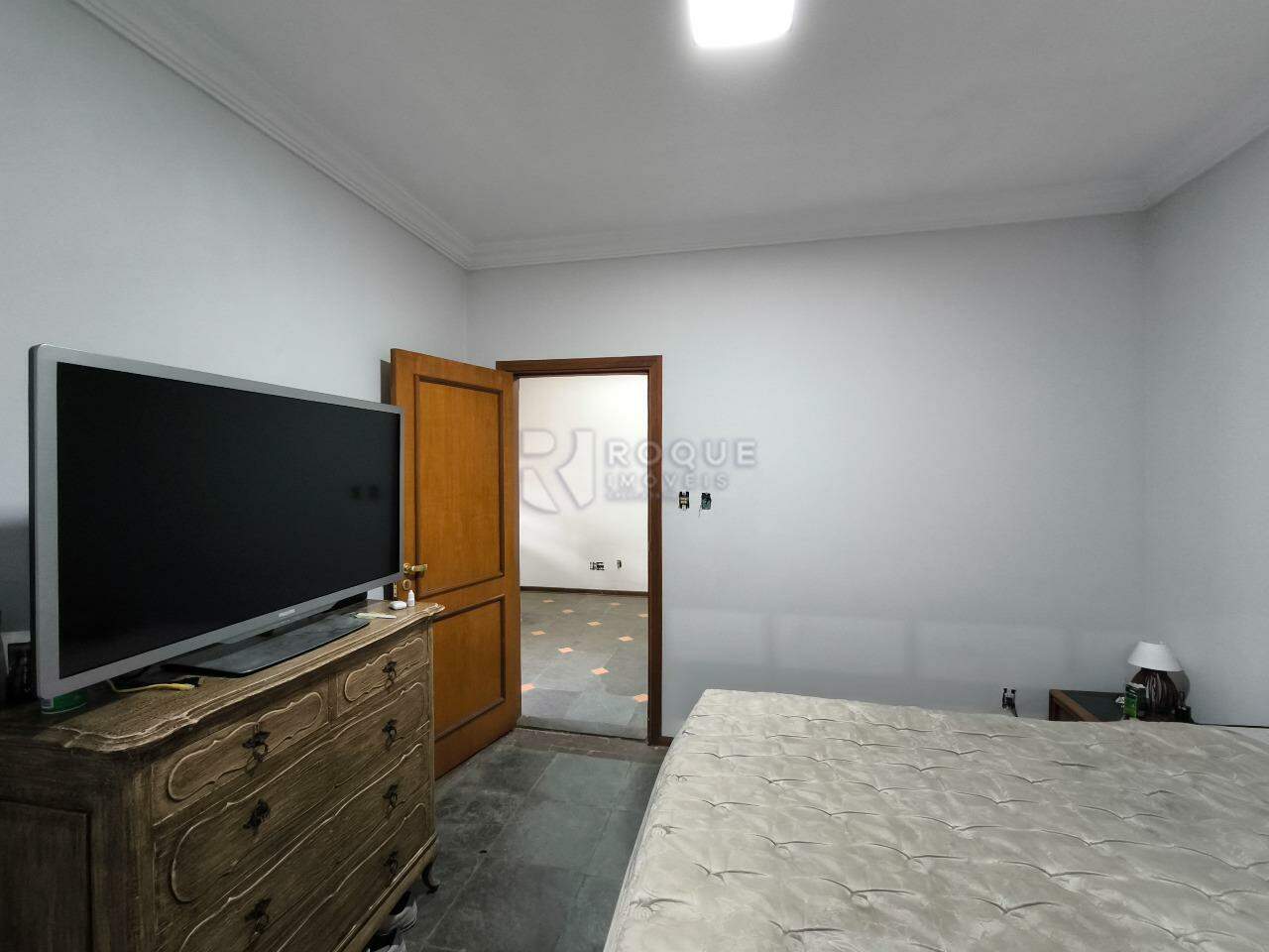 Casa Residencial à venda no bairro Vila Cristovam: DORMITÓRIO 1