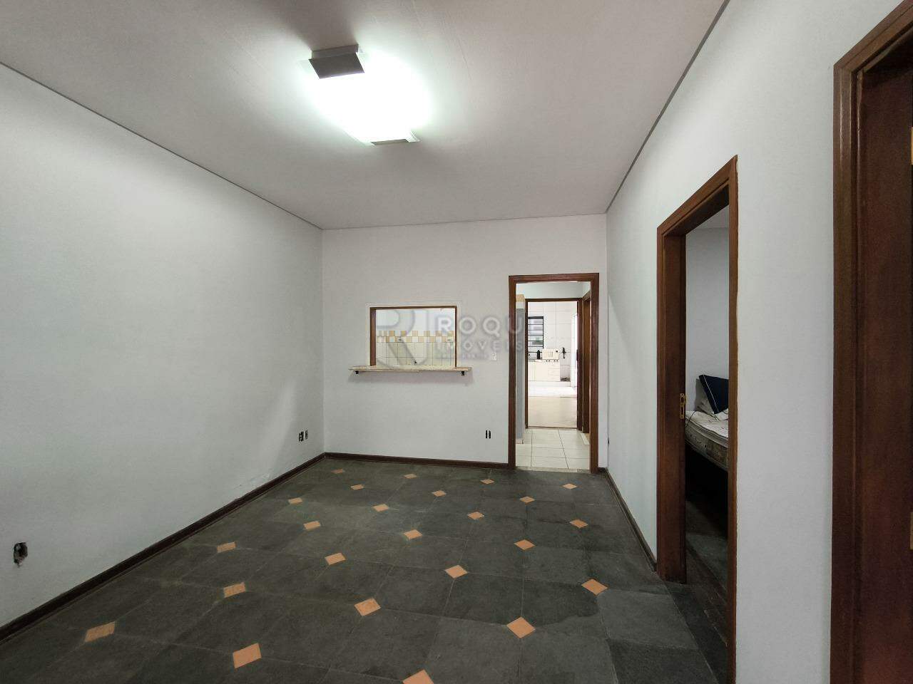 Casa Residencial à venda no bairro Vila Cristovam: SALA DE ESTAR
