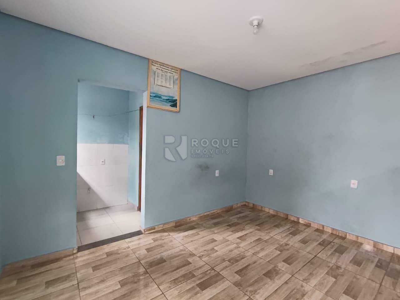 Casa Residencial à venda no bairro Vila Cristovam: Dormitório/ Sala Edícula 