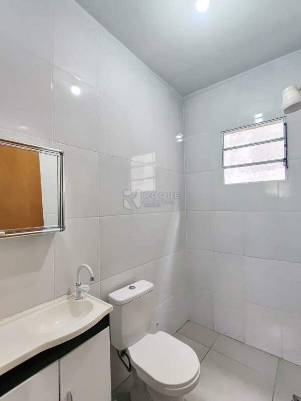 Casa Residencial à venda no bairro Vila Cristovam: WC Edícula 