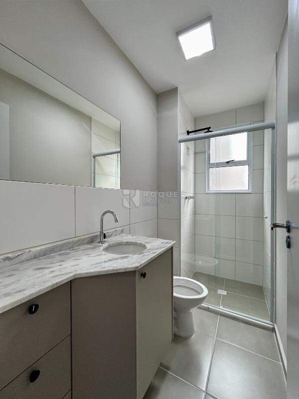 Apartamento para aluguel no bairro Jardim Esteves: WC suíte 