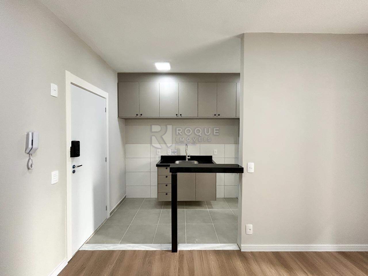Apartamento para aluguel no bairro Jardim Esteves: Sala / Cozinha 