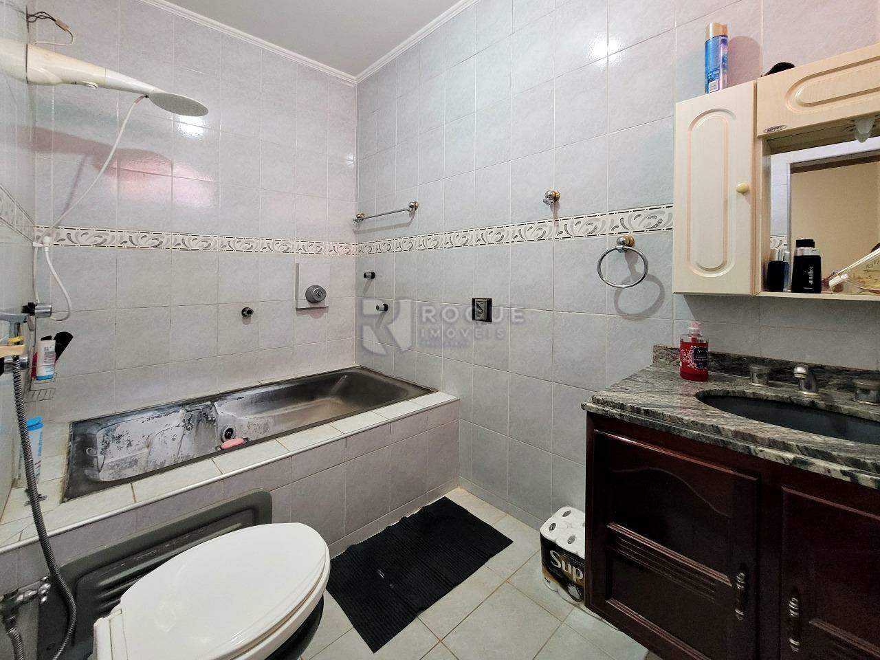 Casa Residencial à venda no bairro Parque Residencial Aeroporto: WC Suíte 2