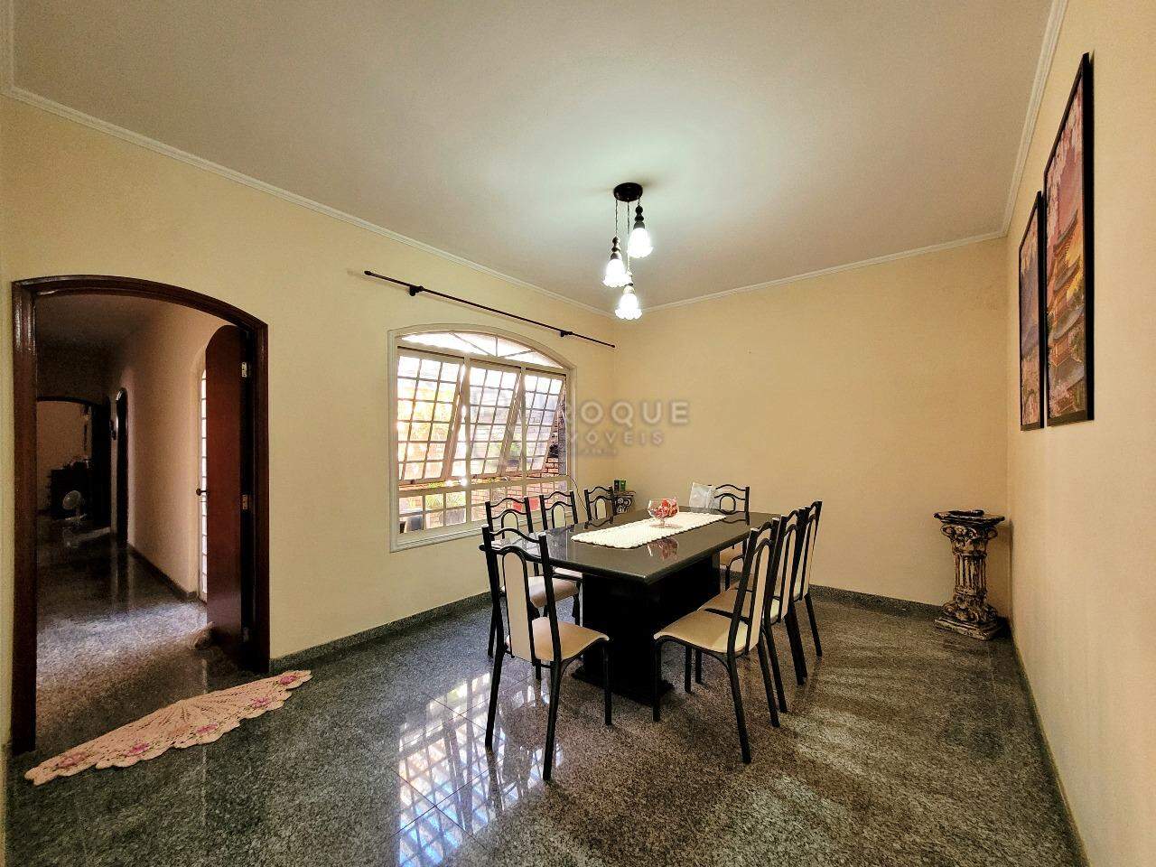 Casa Residencial à venda no bairro Parque Residencial Aeroporto: Sala de jantar