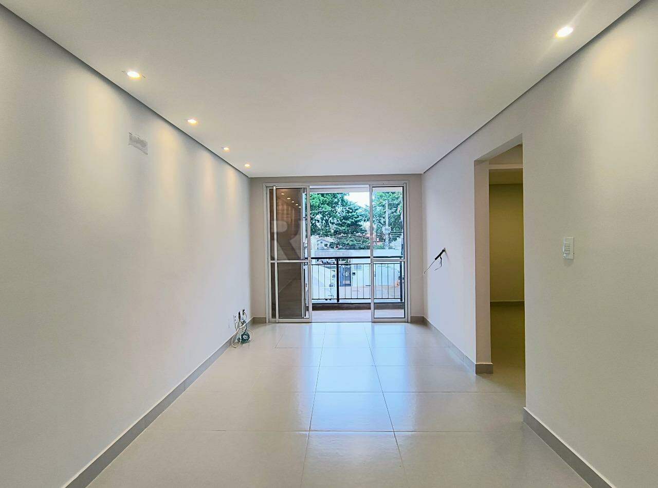 Apartamento para aluguel no bairro Parque Egisto Ragazzo: Sala