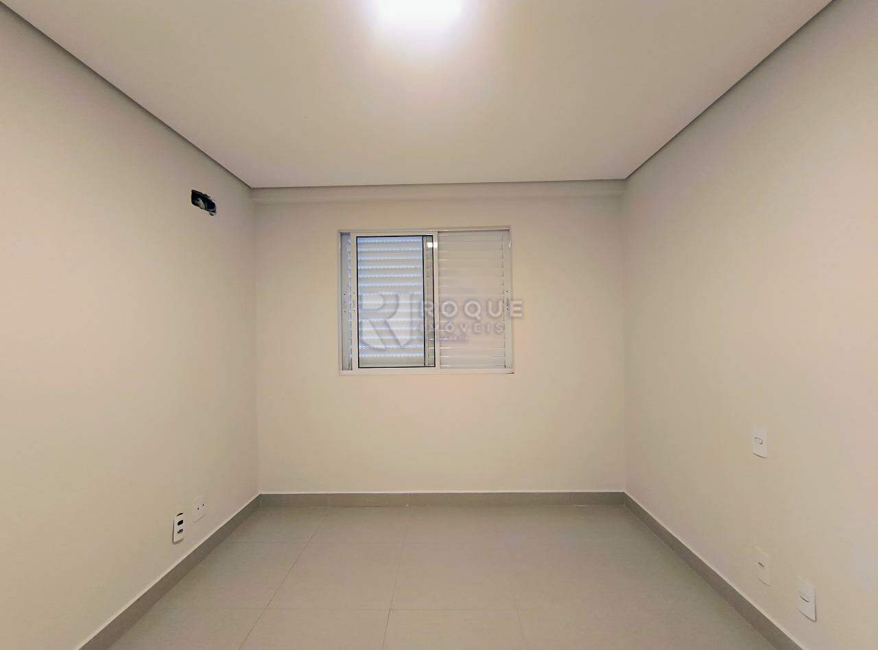 Apartamento para aluguel no bairro Parque Egisto Ragazzo: Dormitório 02