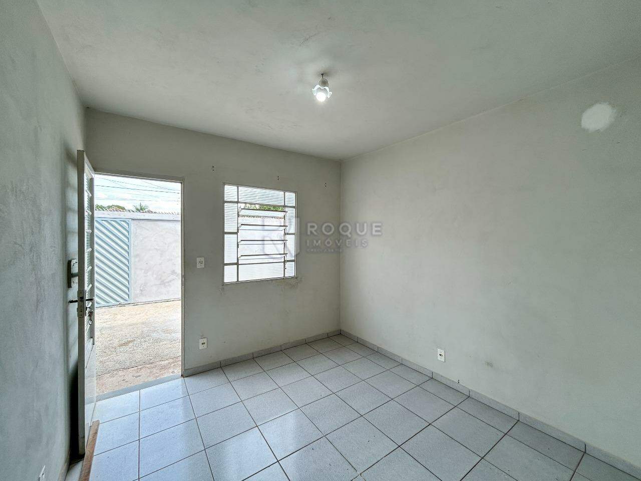 Casa Residencial para aluguel no bairro Jardim Residencial Graminha III: Sala 