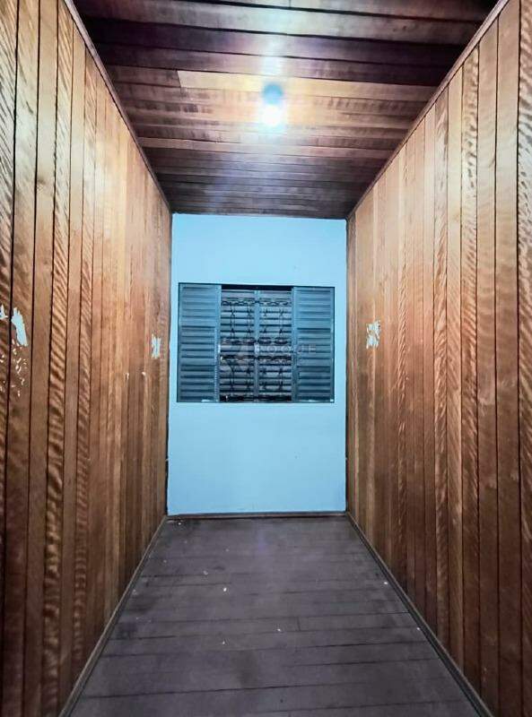 Barracão/Galpão para aluguel no bairro Residencial Rubi: Sala 01